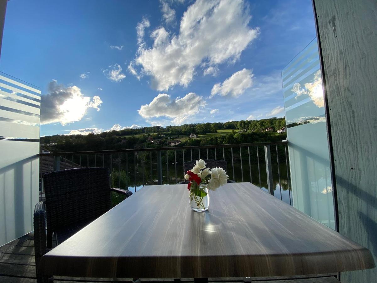 Hotel Les Rives Du Doubs Ле-Брене Экстерьер фото