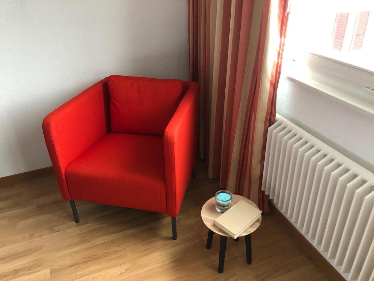 Hotel Les Rives Du Doubs Ле-Брене Экстерьер фото