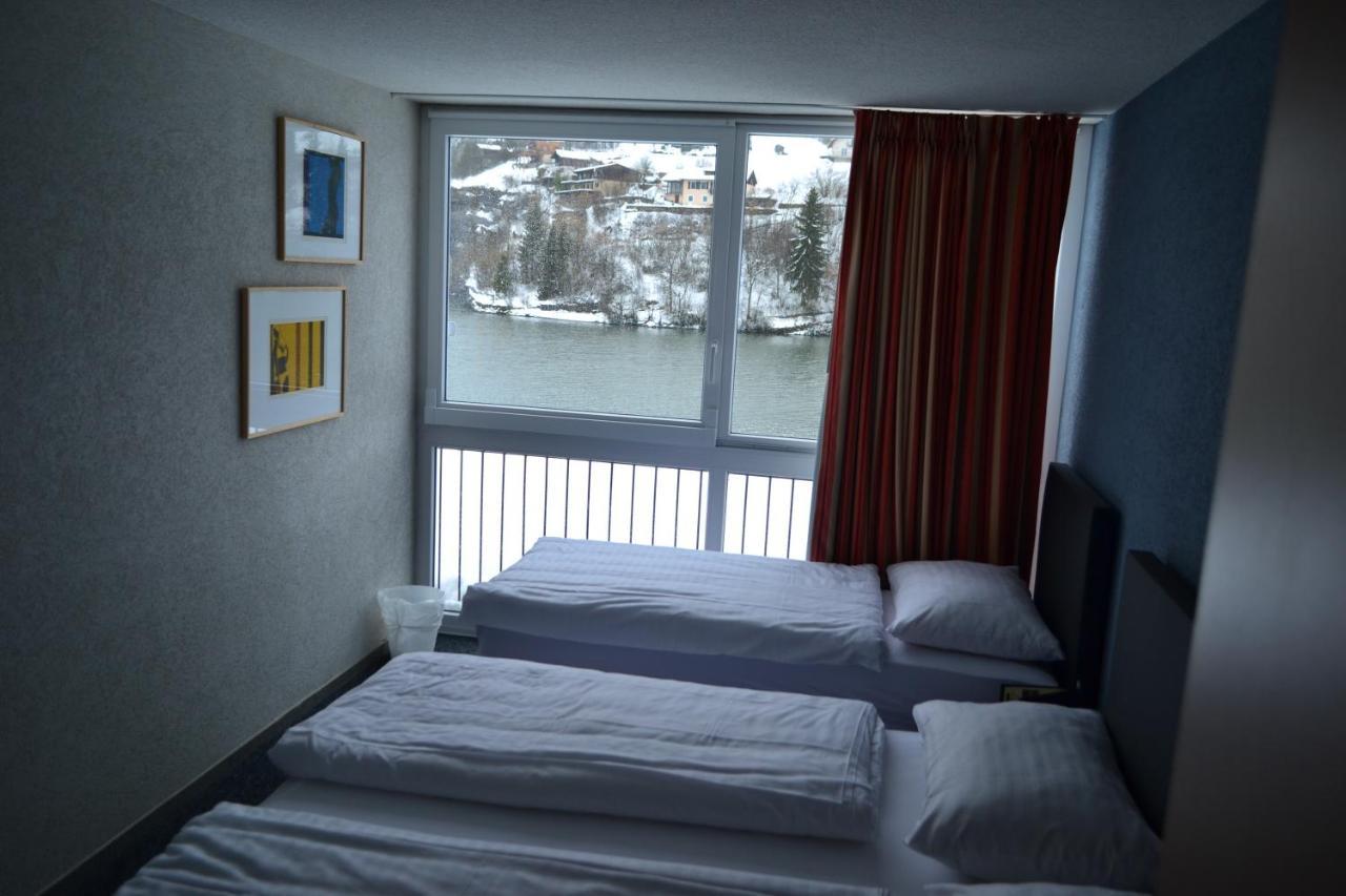Hotel Les Rives Du Doubs Ле-Брене Экстерьер фото