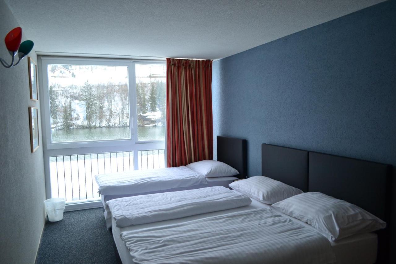 Hotel Les Rives Du Doubs Ле-Брене Экстерьер фото